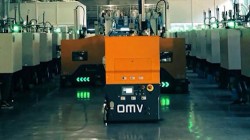 全向移載平臺注塑機上下料OMV系統項目案例